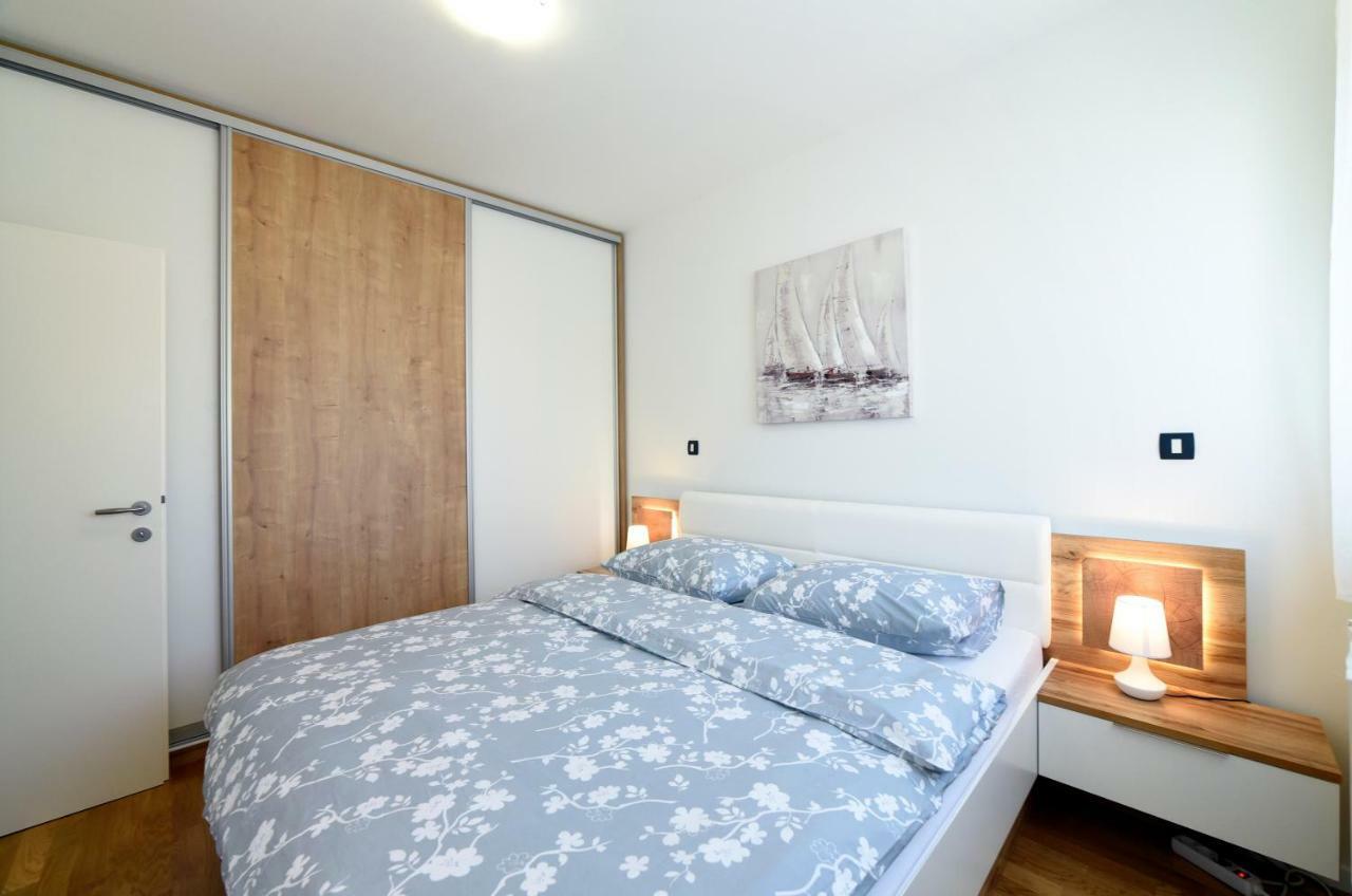 Precko7New Apartment Zagreb Exterior photo