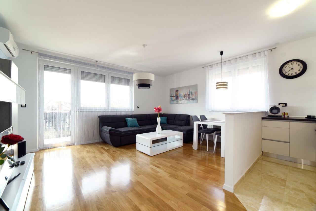 Precko7New Apartment Zagreb Exterior photo