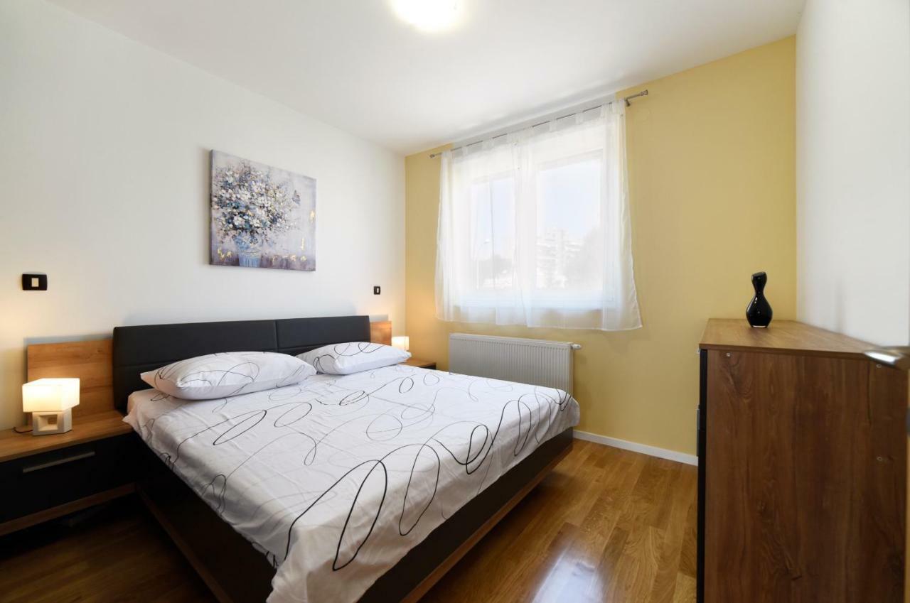 Precko7New Apartment Zagreb Exterior photo