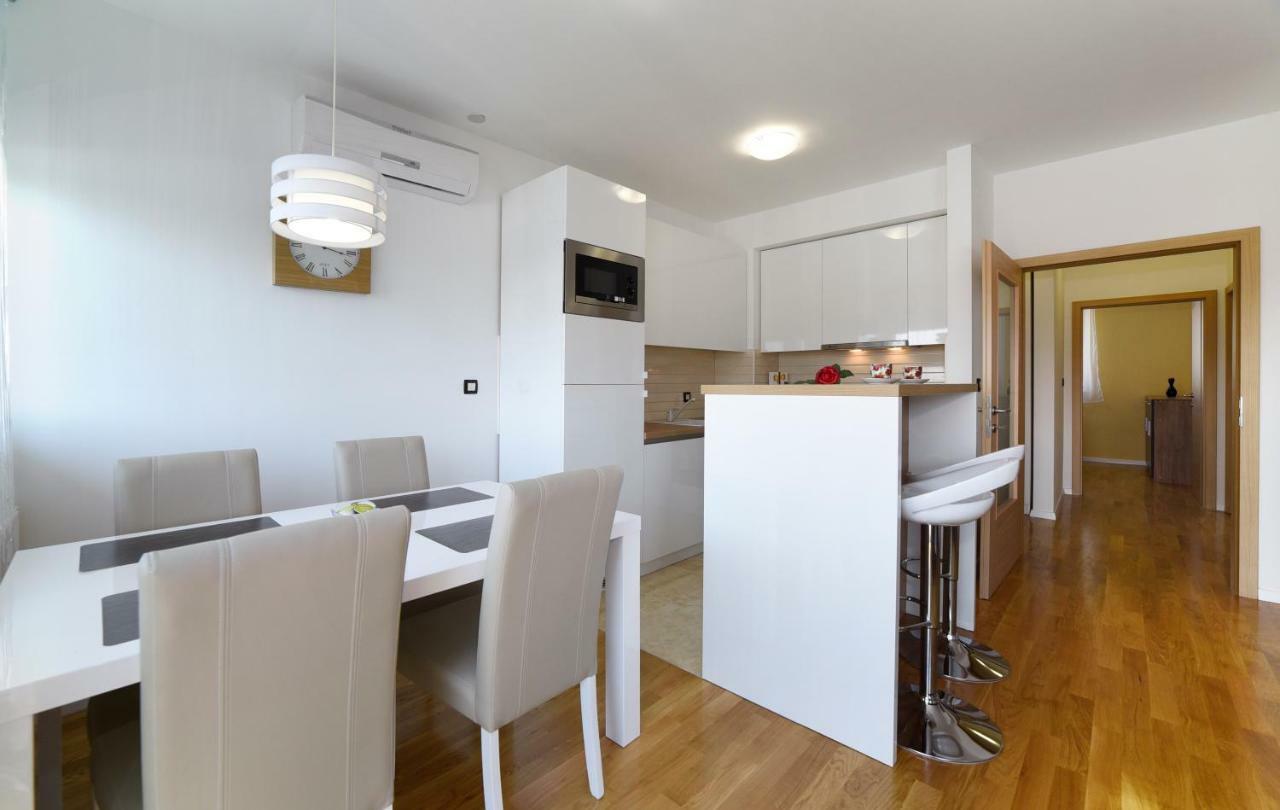 Precko7New Apartment Zagreb Exterior photo